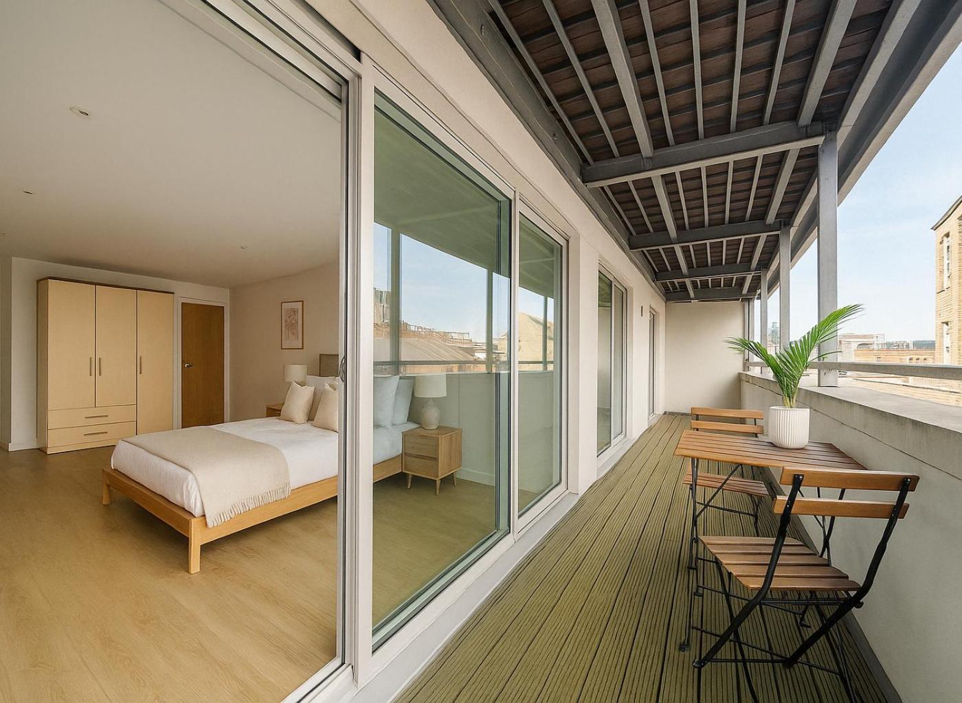 Modern 1 Bed Flat In Greenwich *